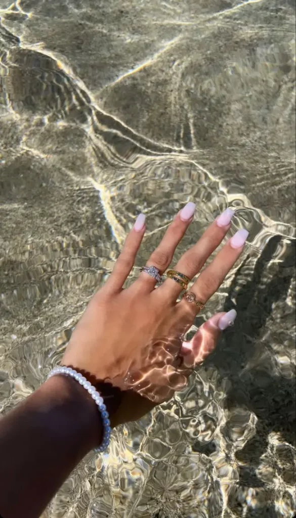 30 Trendy Beach Nails to Try This Summer