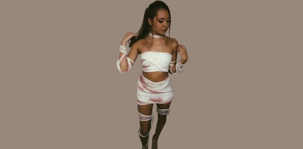 30 Trendy College Halloween Costumes: Stunning Looks for 2024