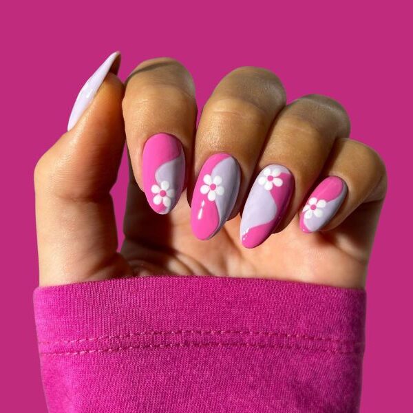 Cute August Nails 2025: A…