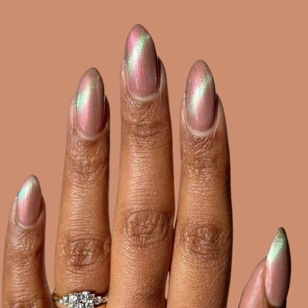 August Acrylic Nails 2025: A…