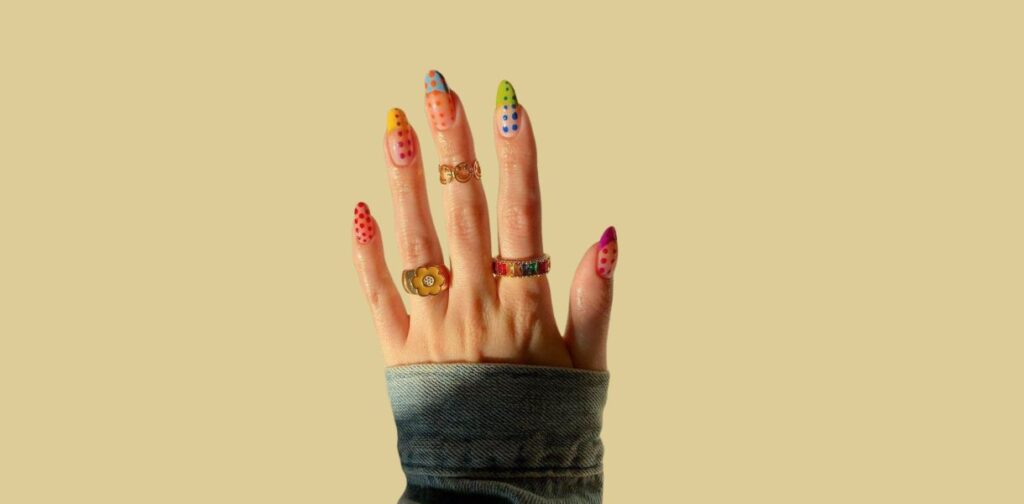 August Almond Nails: The Season’s Most Captivating Shape Revolution